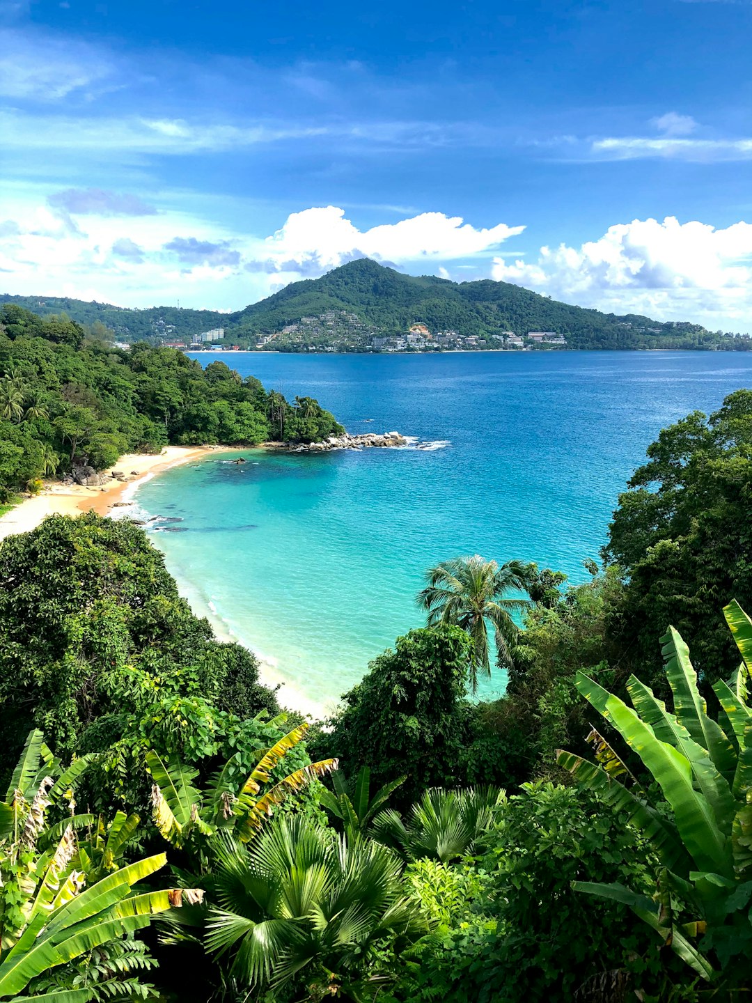 a-view-of-a-tropical-beach-from-a-hill-o-yupjbsvpo